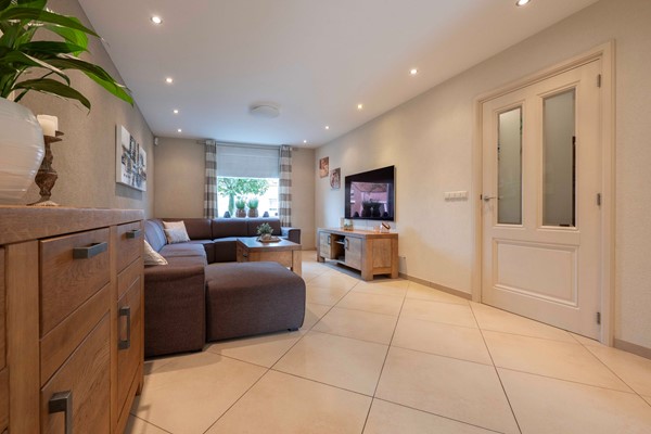 Medium property photo - Julianastraat 34, 4741 BW Hoeven